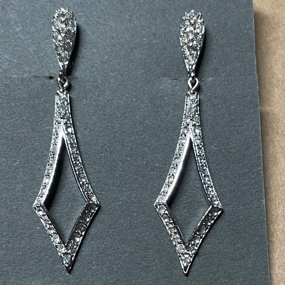 Trifari Silver Crystal Drop Dangle clip Earrings